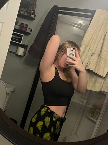 Leaked Emilia private photo viral onlyfans