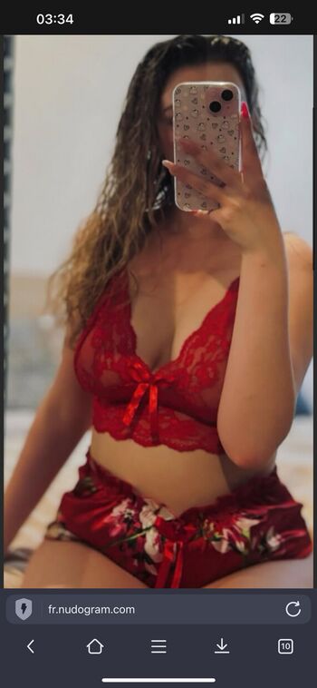 Emilie Hoet