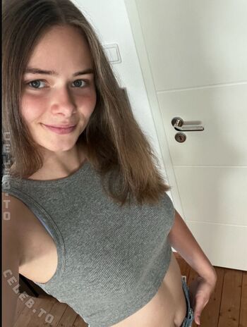 Leaked Emiliy dreams private photo viral onlyfans