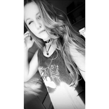 Leaked Emilly schellmann private photo viral onlyfans