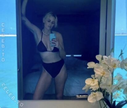 Leaked Emily armstrong private photo viral onlyfans