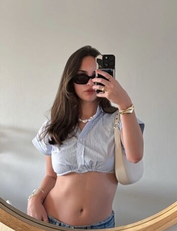 Leaked Emily binder private photo viral onlyfans
