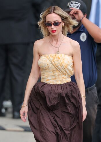 Leaked Emily blunt page private photo viral onlyfans