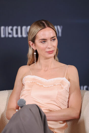 Leaked Emily blunt private photo viral onlyfans