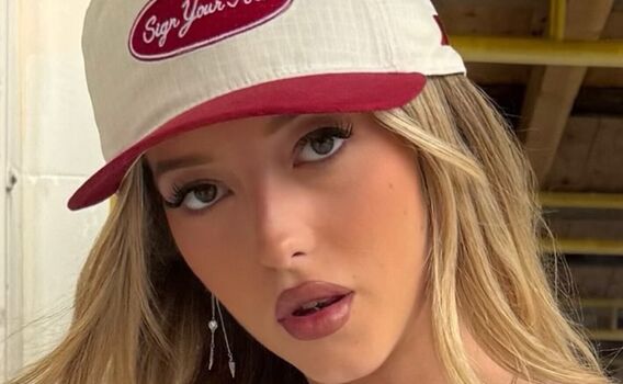 Leaked Emily dobson page private photo viral onlyfans