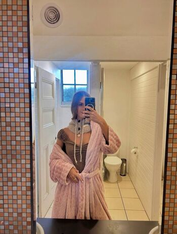 Leaked Emily feld  page private photo viral onlyfans