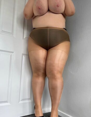 Leaked Emily louise swain private photo viral onlyfans