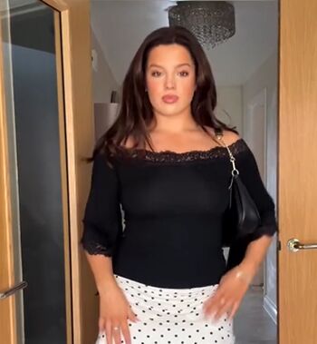 Leaked Emily monks private photo viral onlyfans
