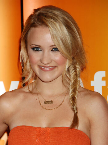 Leaked Emily osment private photo viral onlyfans