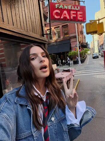 Leaked Emily ratajkowski  page private photo viral onlyfans