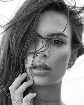 Leaked Emily ratajkowski  page private photo viral onlyfans