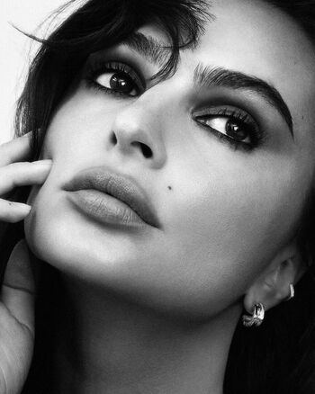 Leaked Emily ratajkowski  page private photo viral onlyfans