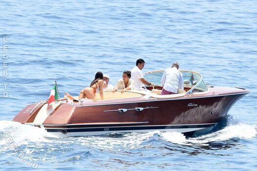 Leaked Emily ratajkowski private photo viral onlyfans