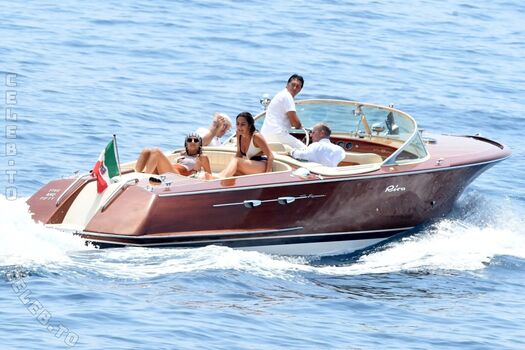 Leaked Emily ratajkowski private photo viral onlyfans