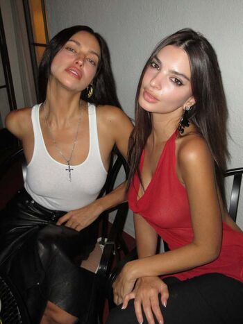 Emily Ratajkowski
