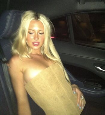 Leaked Emily roman private photo viral onlyfans