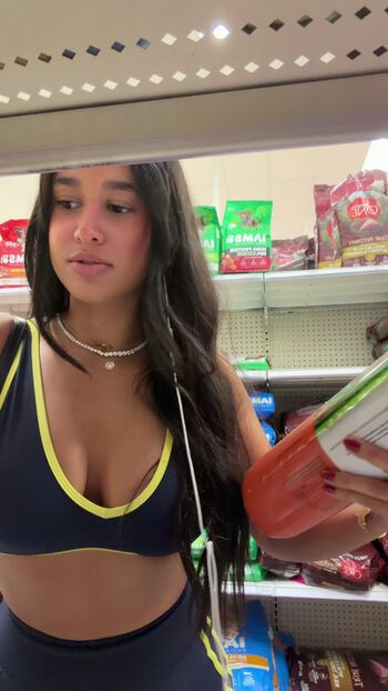 Emily Tosta