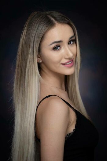 Leaked Emilyraymont private photo viral onlyfans