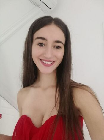 Leaked Emilyraymont private photo viral onlyfans