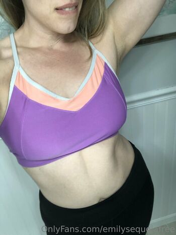 Leaked Emilysequoiafree page private photo viral onlyfans