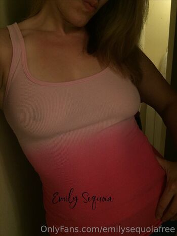 Leaked Emilysequoiafree private photo viral onlyfans