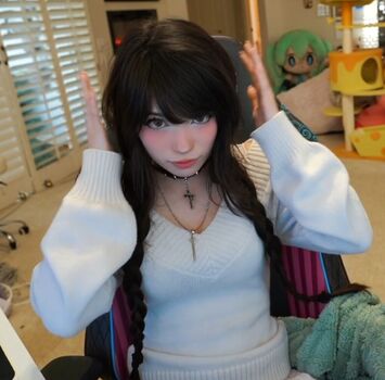 Leaked Emiru  page private photo viral onlyfans