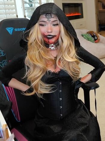 Leaked Emiru  page private photo viral onlyfans