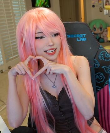 Leaked Emiru  page private photo viral onlyfans