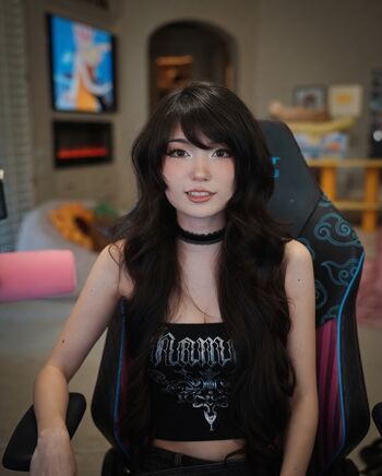 Leaked Emiru  page private photo viral onlyfans