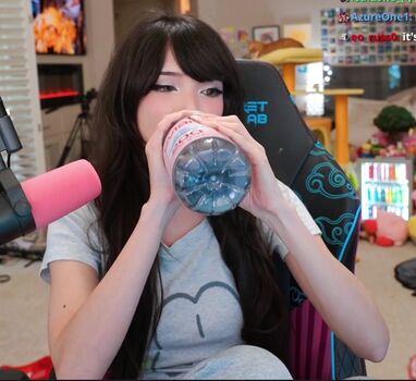 Leaked Emiru  page private photo viral onlyfans