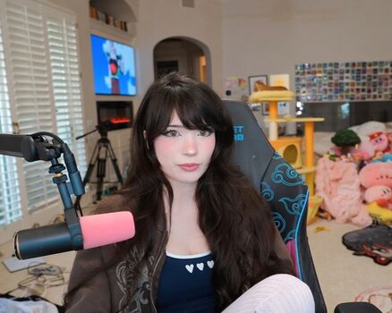 Leaked Emiru  page private photo viral onlyfans