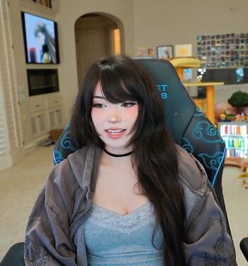 Leaked Emiru private photo viral onlyfans