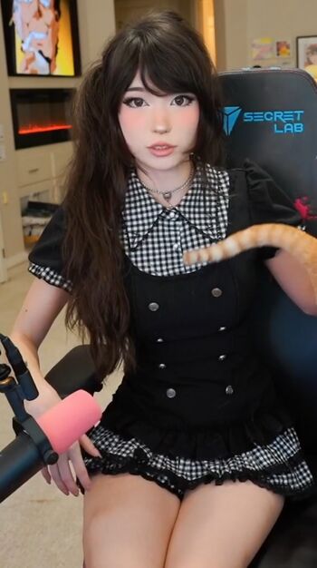 Leaked Emiru  page private photo viral onlyfans