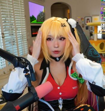 Leaked Emiru  page private photo viral onlyfans