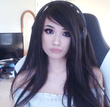 Leaked Emiru private photo viral onlyfans