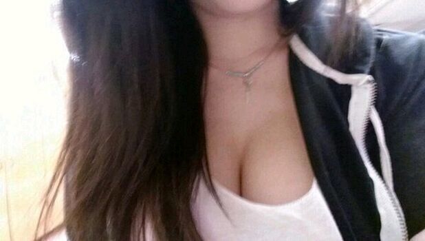 Leaked Emiru private photo viral onlyfans