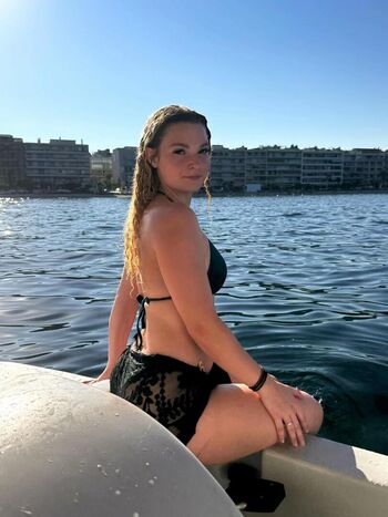 Leaked Emma private photo viral onlyfans