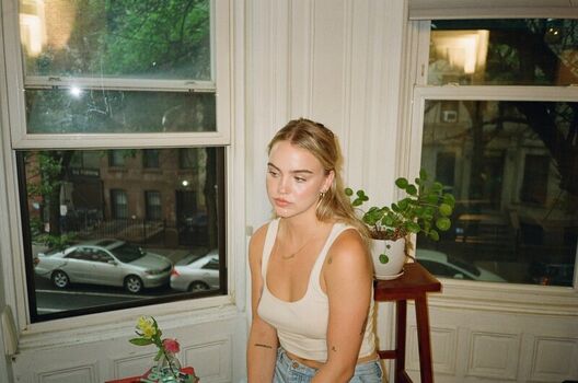 Leaked Emma brooks private photo viral onlyfans