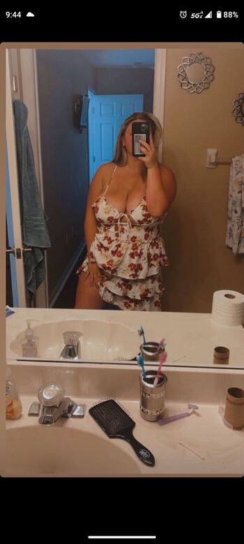 Leaked Emma burzynski page private photo viral onlyfans