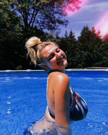 Leaked Emma burzynski private photo viral onlyfans