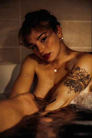 Emma_littleTs