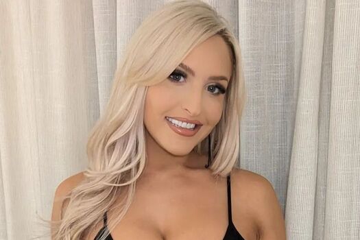 Leaked Emma louise  page private photo viral onlyfans
