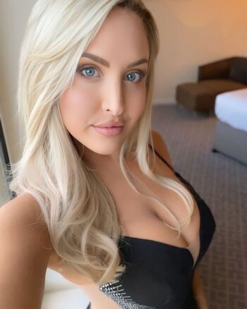 Leaked Emma louise jones  page private photo viral onlyfans