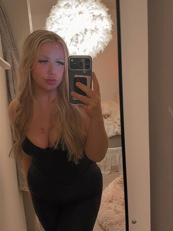 Leaked Emma solander private photo viral onlyfans