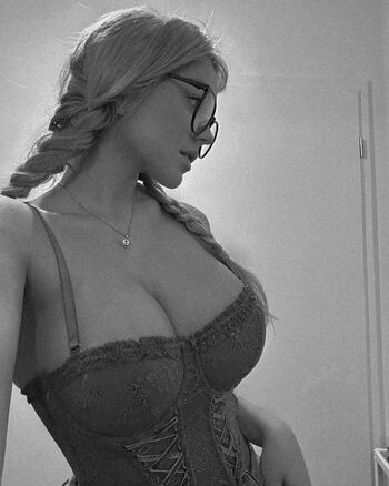 Leaked Luvstruck / private photo viral onlyfans