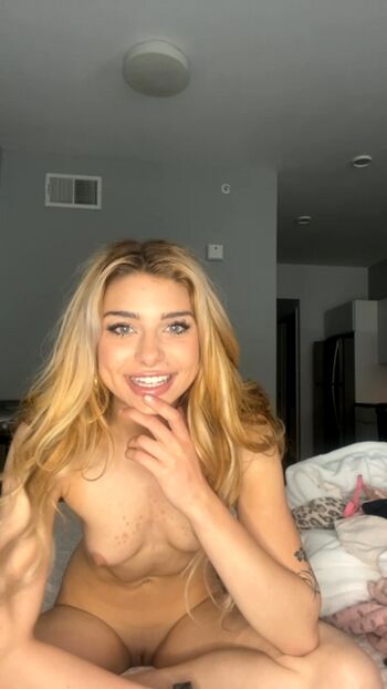 Leaked Emma private photo viral onlyfans