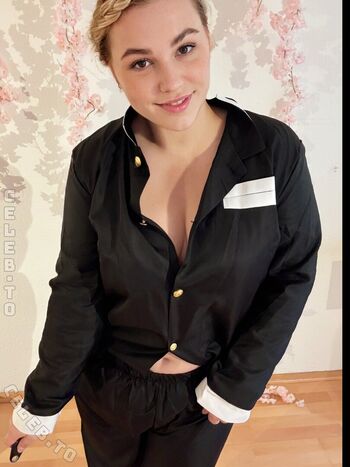 Leaked Emmadizzy private photo viral onlyfans
