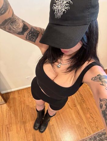 Leaked Emmaloubeedie private photo viral onlyfans
