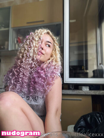 Leaked Emmasnowww private photo viral onlyfans