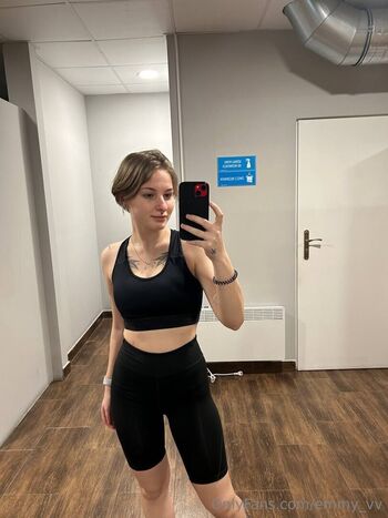 Emmy_vv